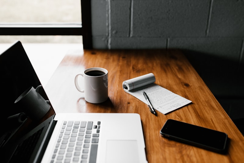 O Que Postar no LinkedIn: 20 Ideias que Geram Conversa
