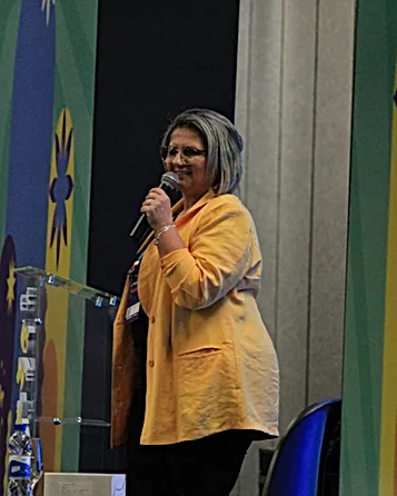 Myrian Mourão
